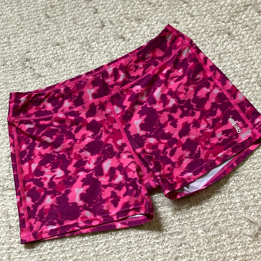 🏐 REEBOK YOUTH XL (16) PINK TYE DYE SPANDEX SHORTS